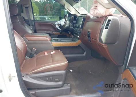 2017 Chevrolet Silverado 2500Hd High Country z USA, uszkodzony, nr VIN 1GC1KXEY3HF247978